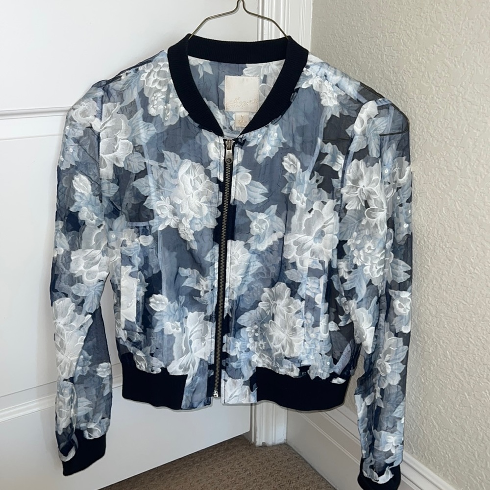McGinn floral summer jacket. Size small.